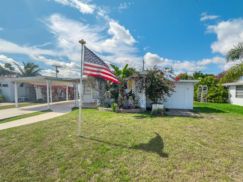 11055 Se Federal Highway Hobe Sound FL 33455