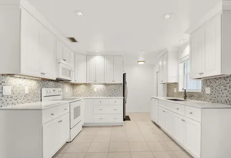 3 Se Paddock Circle Tequesta FL 33469