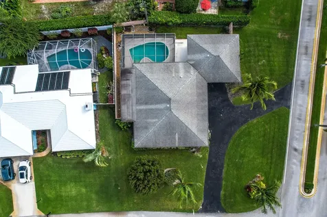 3 Se Paddock Circle Tequesta FL 33469