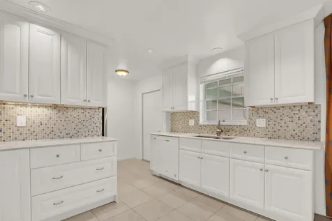 3 Se Paddock Circle Tequesta FL 33469