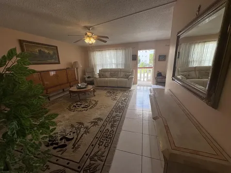 202 Greenbrier C West Palm Beach FL 33417