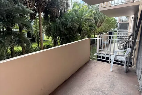 1200 Tallwood Avenue Hollywood FL 33021
