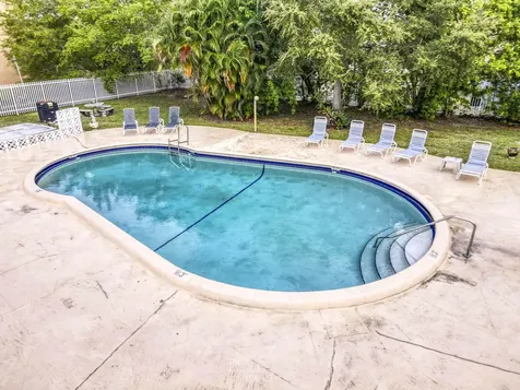 1200 Tallwood Avenue Hollywood FL 33021