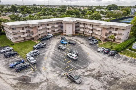 1200 Tallwood Avenue Hollywood FL 33021