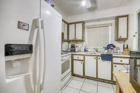 1200 Tallwood Avenue Hollywood FL 33021
