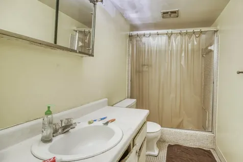 1200 Tallwood Avenue Hollywood FL 33021