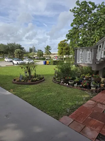 290 Chatham O West Palm Beach FL 33417