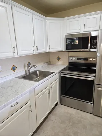 290 Chatham O West Palm Beach FL 33417
