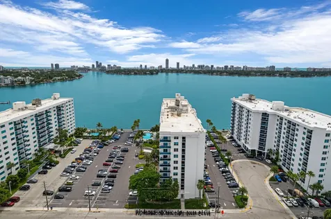 7501 E Treasure Drive North Bay Village FL 33141
