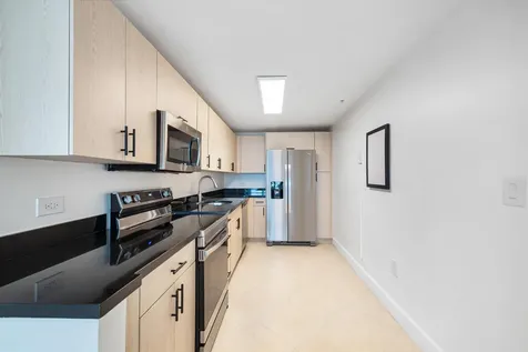 7501 E Treasure Drive North Bay Village FL 33141