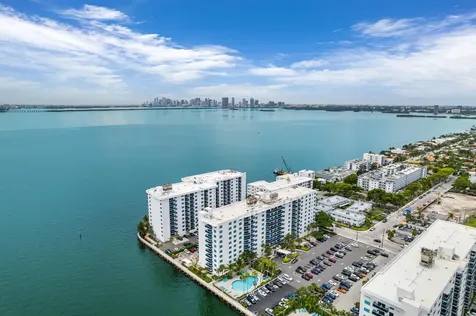 7501 E Treasure Drive North Bay Village FL 33141