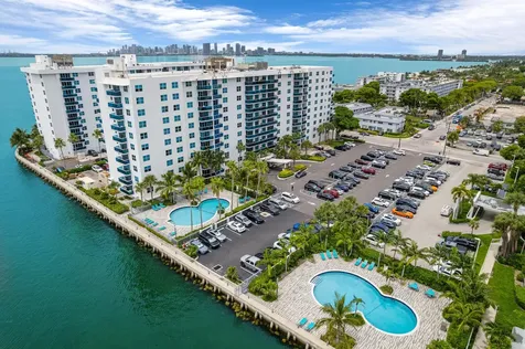 7501 E Treasure Drive North Bay Village FL 33141