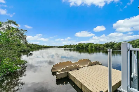 200 SW Pomeroy Street Stuart FL 34997