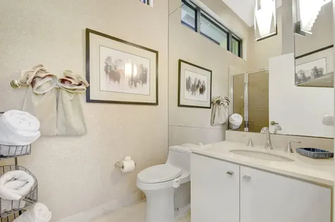 79 Hampshire Lane Boynton Beach FL 33436