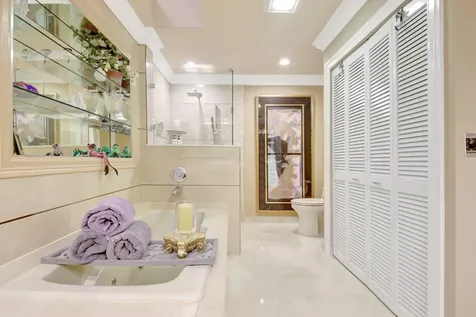 79 Hampshire Lane Boynton Beach FL 33436