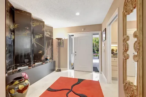 79 Hampshire Lane Boynton Beach FL 33436