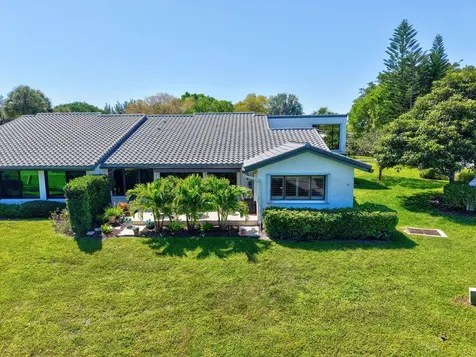 79 Hampshire Lane Boynton Beach FL 33436