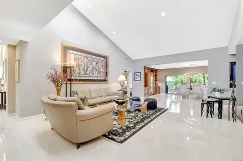 79 Hampshire Lane Boynton Beach FL 33436
