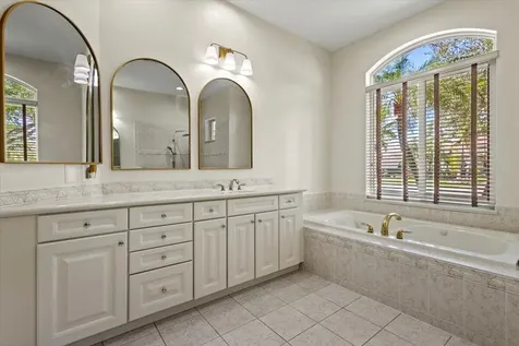 8048 Links Way Port Saint Lucie FL 34986