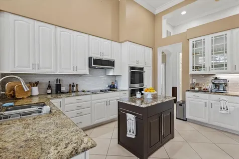 8048 Links Way Port Saint Lucie FL 34986