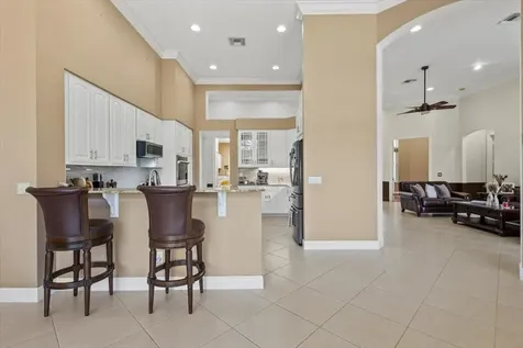 8048 Links Way Port Saint Lucie FL 34986