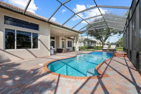 8048 Links Way Port Saint Lucie FL 34986