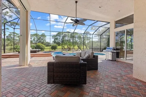 8048 Links Way Port Saint Lucie FL 34986