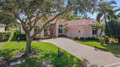 8048 Links Way Port Saint Lucie FL 34986