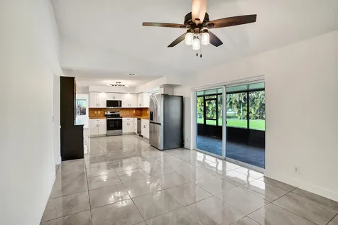 9855 Robins Nest Road Boca Raton FL 33496