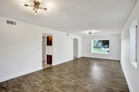 9855 Robins Nest Road Boca Raton FL 33496