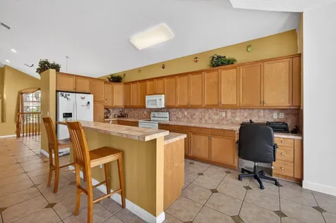 2008 Reston Circle Royal Palm Beach FL 33411
