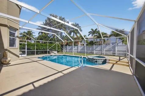 2008 Reston Circle Royal Palm Beach FL 33411