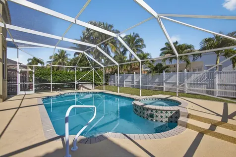 2008 Reston Circle Royal Palm Beach FL 33411