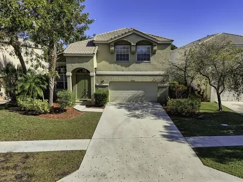 2008 Reston Circle Royal Palm Beach FL 33411