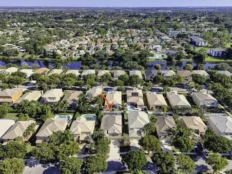 2008 Reston Circle Royal Palm Beach FL 33411