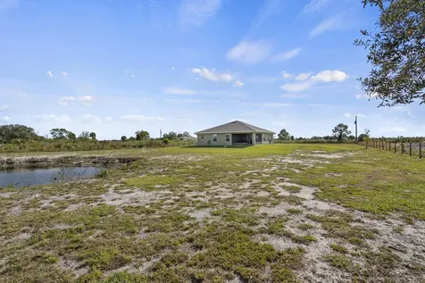 18779 Nw 268th Street Okeechobee FL 34972
