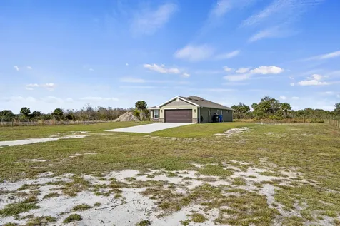 18779 Nw 268th Street Okeechobee FL 34972