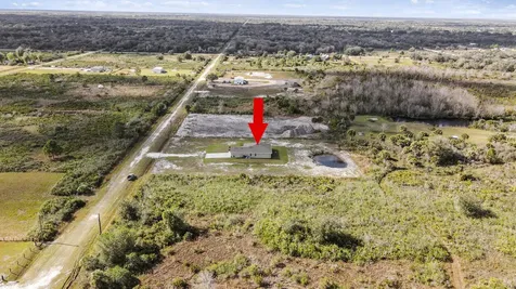 18779 Nw 268th Street Okeechobee FL 34972