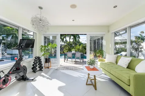 2301 Ne 15th Terrace Wilton Manors FL 33305