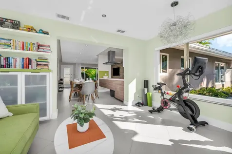 2301 Ne 15th Terrace Wilton Manors FL 33305