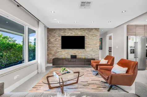 2301 Ne 15th Terrace Wilton Manors FL 33305