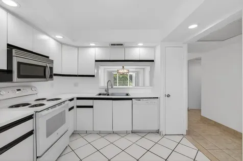 3502 Bimini Lane Coconut Creek FL 33066