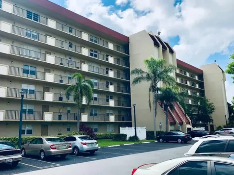 3300 W Rolling Hills Circle Davie FL 33328