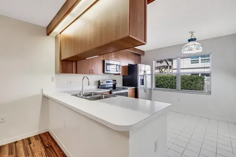 7 Amherst Court Royal Palm Beach FL 33411