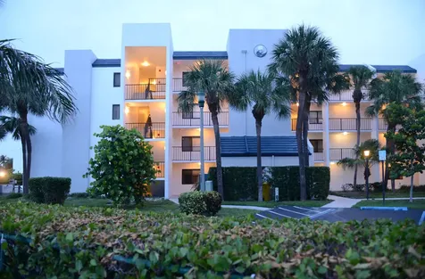 1605 S Us Highway 1 Jupiter FL 33477