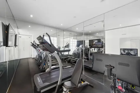 16430 Ne 30th Avenue North Miami Beach FL 33160