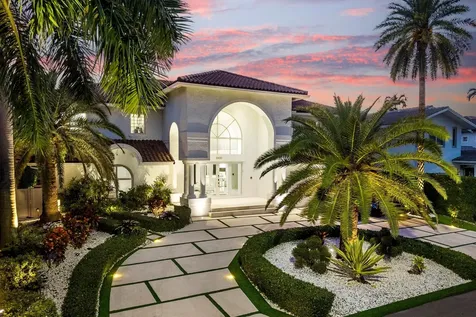 16430 Ne 30th Avenue North Miami Beach FL 33160