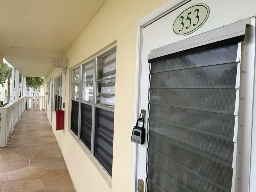 353 Dorset I Boca Raton FL 33434