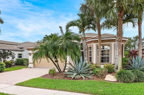 8672 Via Avellino Lake Worth FL 33467