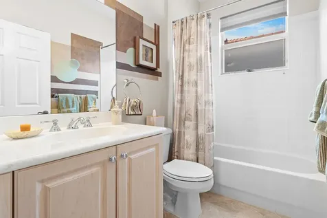 8672 Via Avellino Lake Worth FL 33467